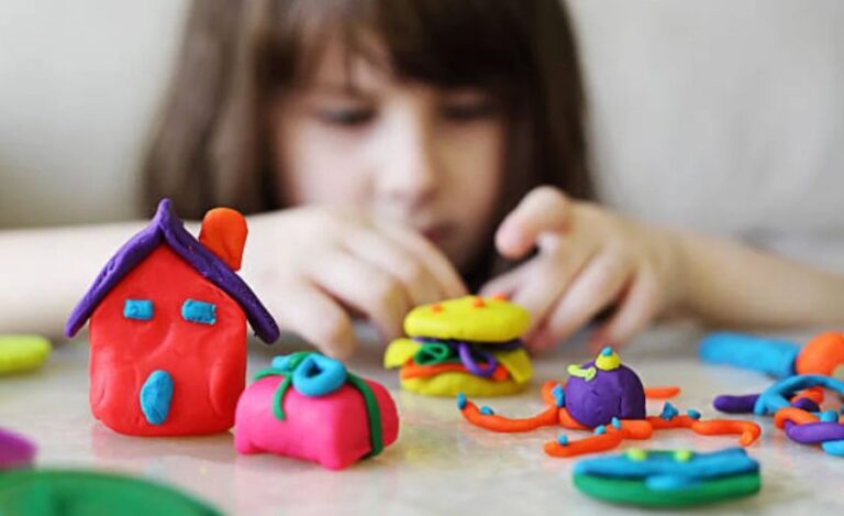Creando con plastilina